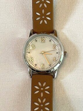 TIME AND TRU | Perforated Floral Vegan Band Easy to Read-NEW Battery